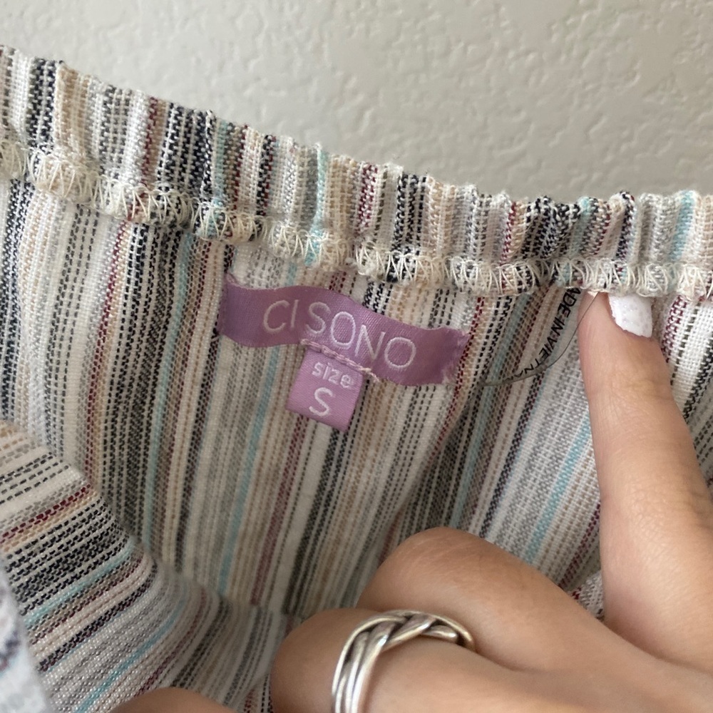 Cisono - size small light colored  jumper - Picture 6 of 9